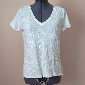 Skies Are Blue Off-White Short Sleeve V-neck Tee